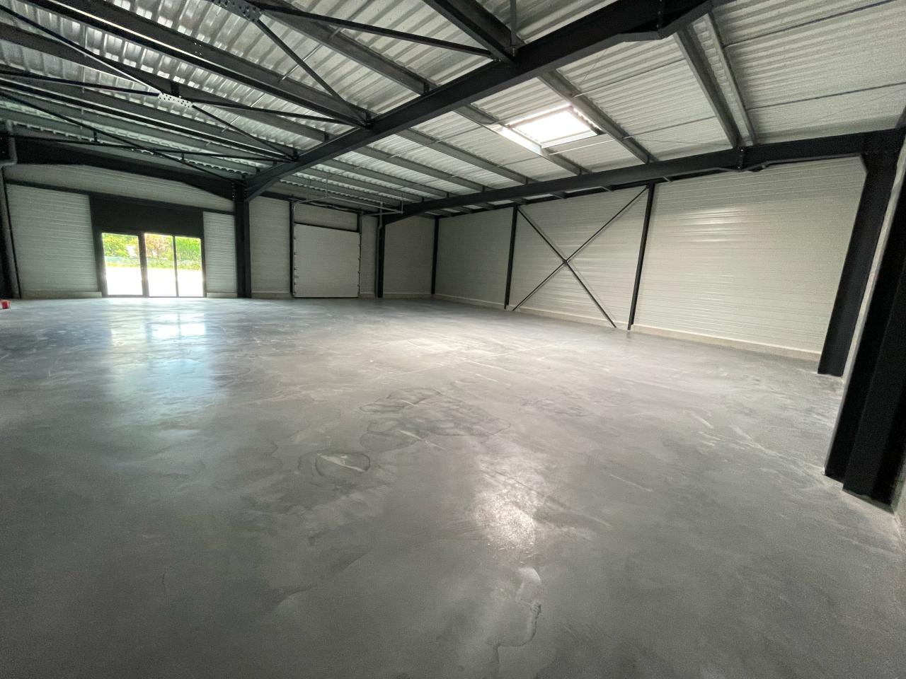 Local d'activité Bouëxière 822m² Vente local d'activité Bouëxière Ille-et-Vilaine OVACT2531821 0